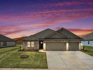 130 Stockholm Lane, Huntsville, AL 35811