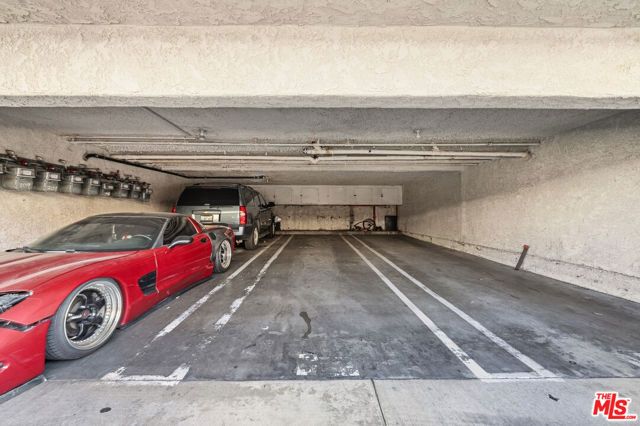 8800 Cedros Avenue 212, Panorama City (los Angeles), CA 91402