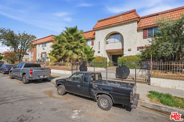 8800 Cedros Avenue 212, Panorama City (los Angeles), CA 91402