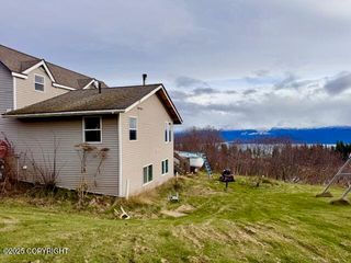 51325 Hubbard Lane, Homer, AK 99603