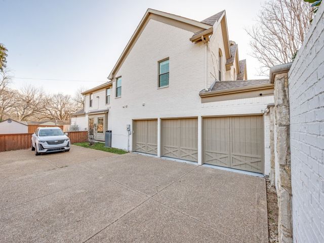 4030 Adrian Drive, Dallas, TX 75209