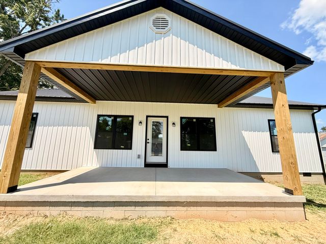 690 Kentucky 70, Eubank, KY 42567