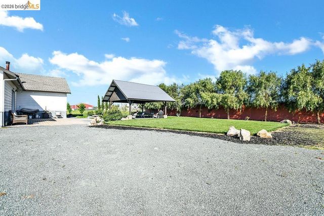 2200 Delta Rd, Knightsen, CA 94548