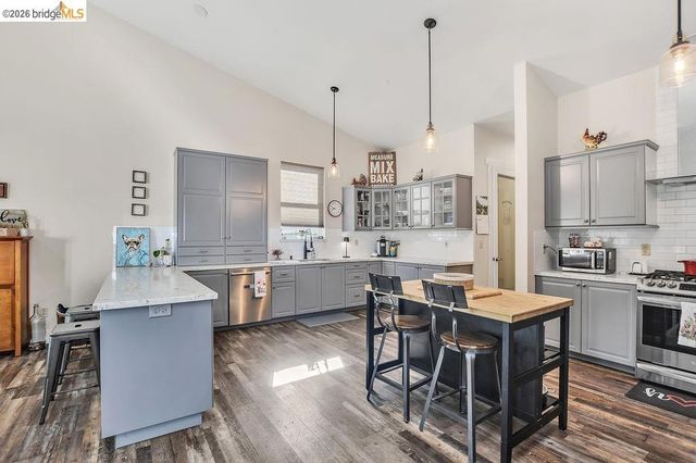 2200 Delta Rd, Knightsen, CA 94548