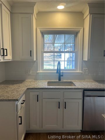 3427 Greenview Drive, New Albany, IN 47150