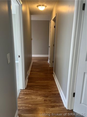 3427 Greenview Drive, New Albany, IN 47150