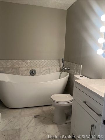 3427 Greenview Drive, New Albany, IN 47150