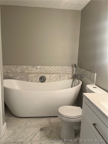 3427 Greenview Drive, New Albany, IN 47150