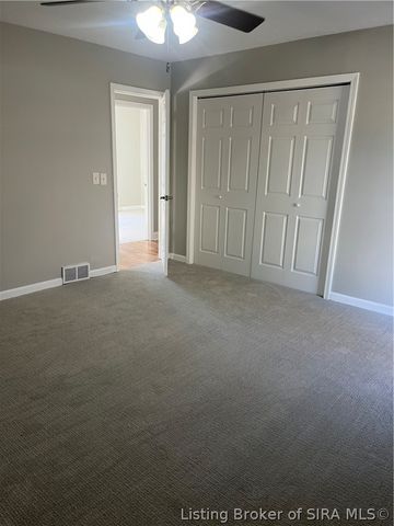 3427 Greenview Drive, New Albany, IN 47150