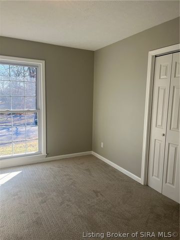 3427 Greenview Drive, New Albany, IN 47150