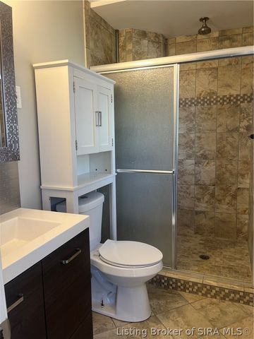 3427 Greenview Drive, New Albany, IN 47150