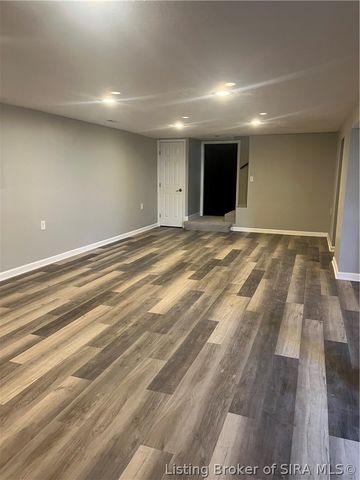 3427 Greenview Drive, New Albany, IN 47150