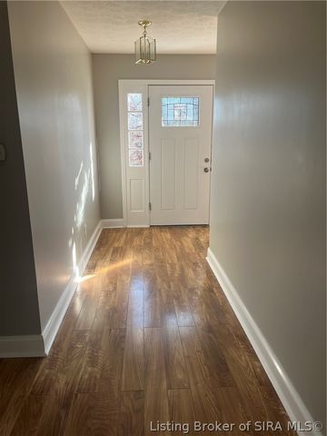 3427 Greenview Drive, New Albany, IN 47150