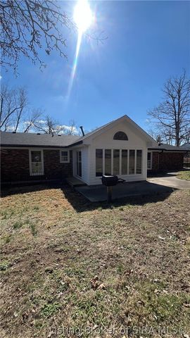 3427 Greenview Drive, New Albany, IN 47150