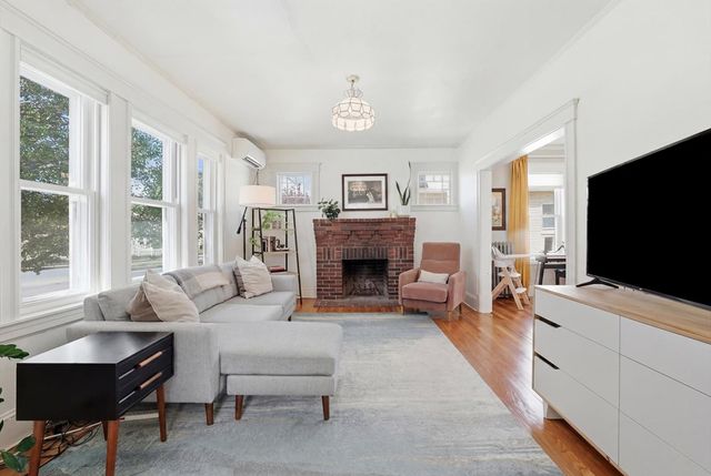 330 Sea St, Quincy, MA 02169