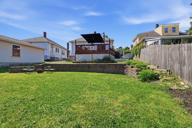 330 Sea St, Quincy, MA 02169
