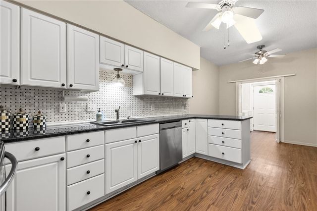 3535 Santa Fe St 37, Corpus Christi, TX 78411