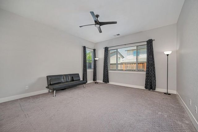 17203 Rosamond St, Lathrop, CA 95330