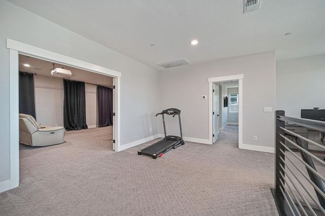 17203 Rosamond St, Lathrop, CA 95330
