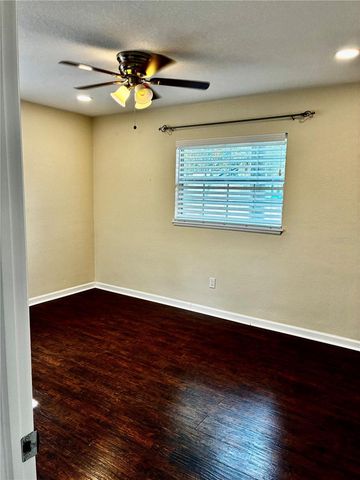 810 52ND AVENUE N, St Petersburg, FL 33703