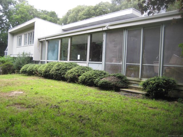 62 Mohegan Road, Norwich, CT 06360