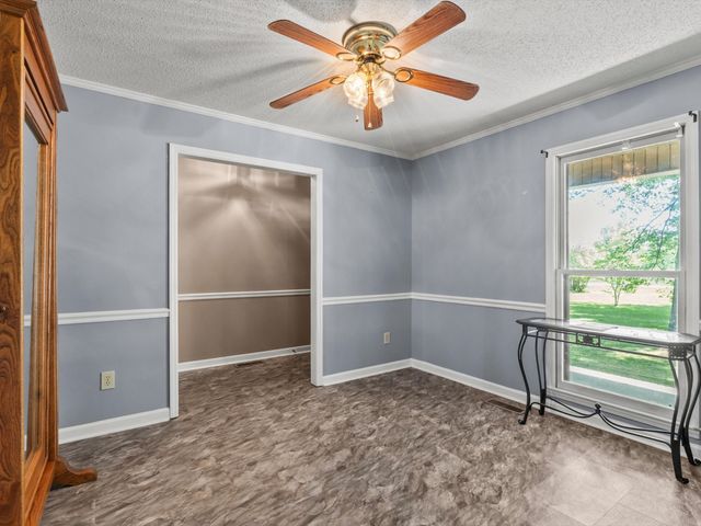 6934 Old Railroad Bed Rd, Toney, AL 35773