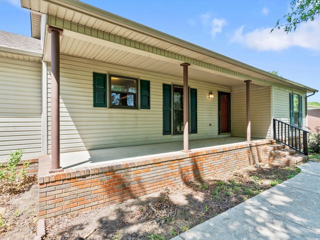 6934 Old Railroad Bed Rd, Toney, AL 35773