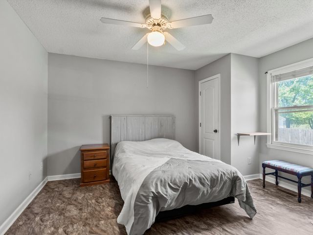 6934 Old Railroad Bed Rd, Toney, AL 35773