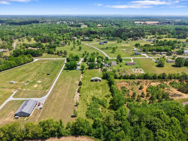 6934 Old Railroad Bed Rd, Toney, AL 35773