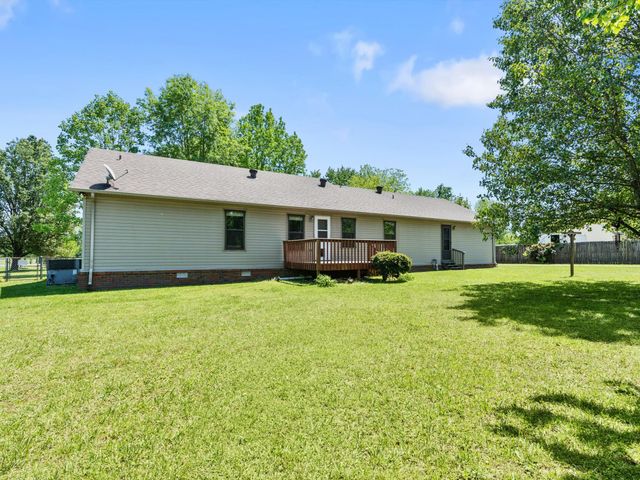 6934 Old Railroad Bed Rd, Toney, AL 35773