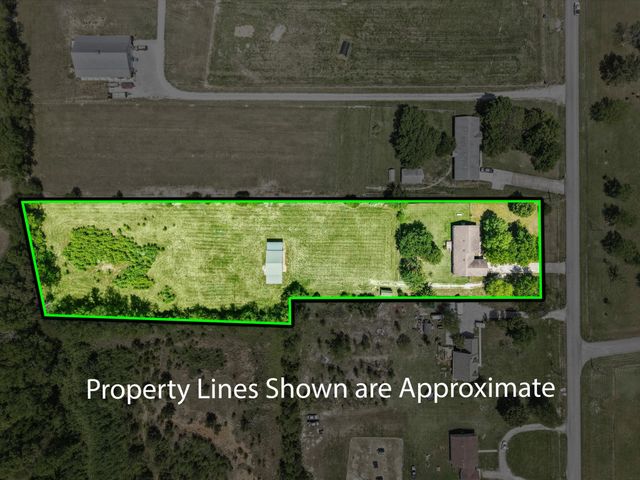 6934 Old Railroad Bed Rd, Toney, AL 35773