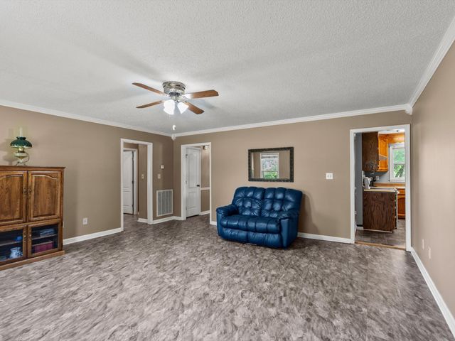 6934 Old Railroad Bed Rd, Toney, AL 35773