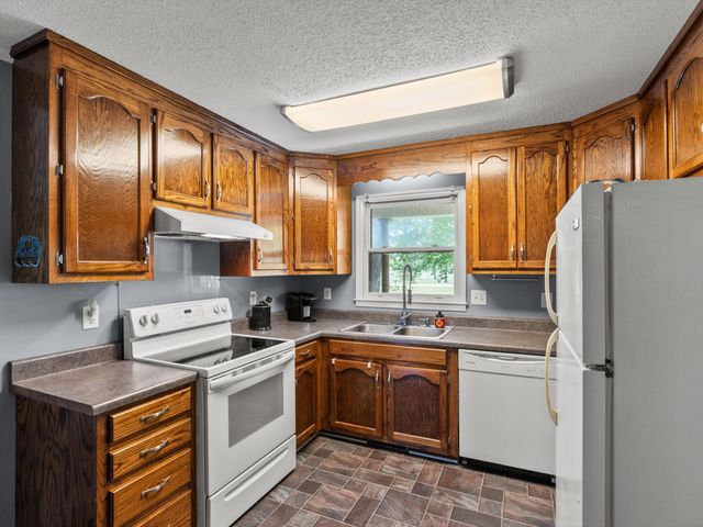 6934 Old Railroad Bed Rd, Toney, AL 35773