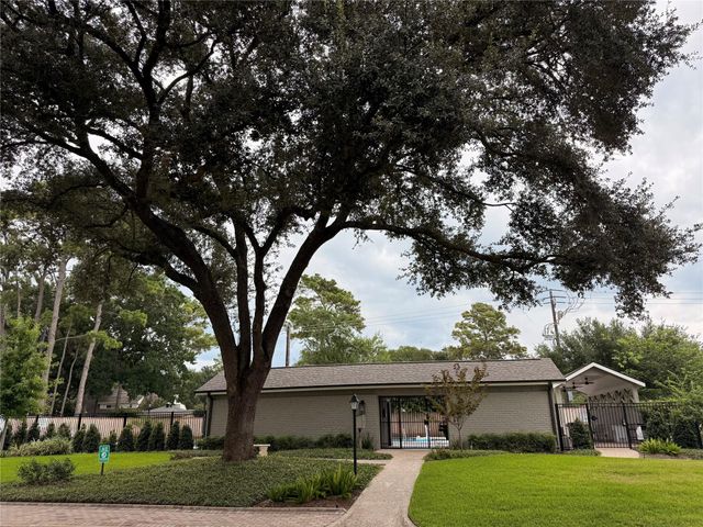 803 Thornbranch Drive, Houston, TX 77079