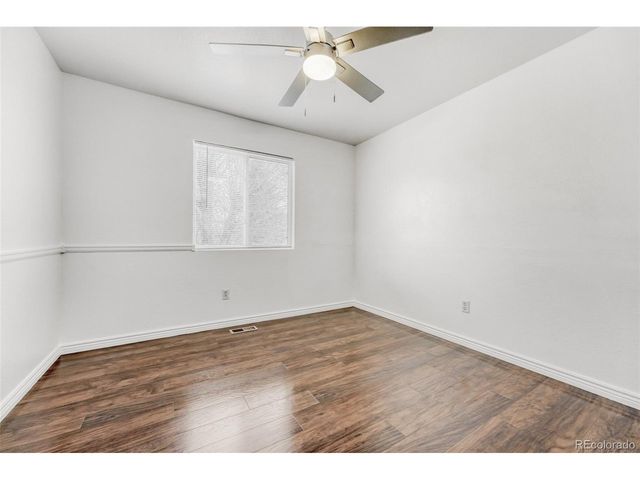 1410 S Pitkin Way, Aurora, CO 80017