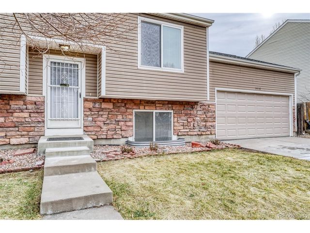 1410 S Pitkin Way, Aurora, CO 80017