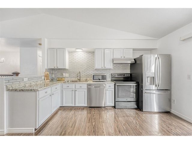 1410 S Pitkin Way, Aurora, CO 80017