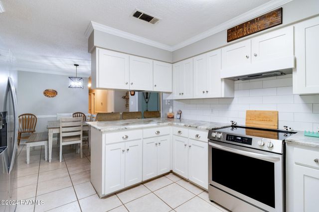 192 Tillou Andrus Drive, Opelousas, LA 70570