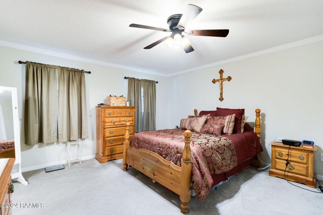 192 Tillou Andrus Drive, Opelousas, LA 70570