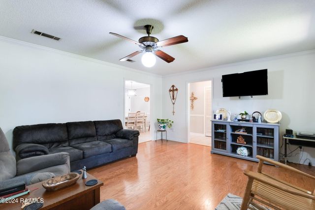 192 Tillou Andrus Drive, Opelousas, LA 70570