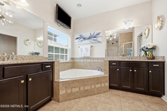 1088 SPANISH BAY Court, Orange Park, FL 32065
