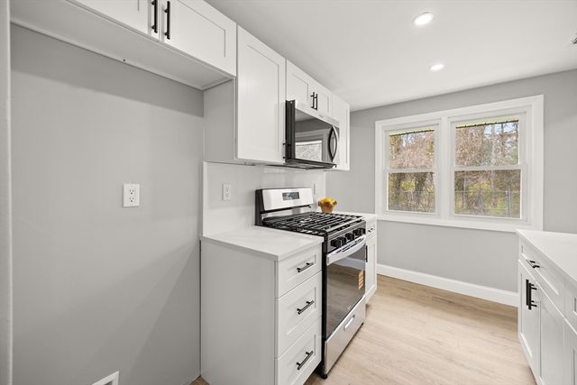 122 Sinclair Rd, Brockton, MA 02302