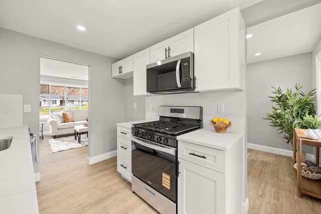 122 Sinclair Rd, Brockton, MA 02302