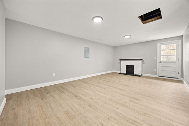 122 Sinclair Rd, Brockton, MA 02302