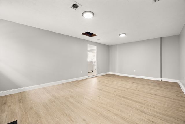 122 Sinclair Rd, Brockton, MA 02302