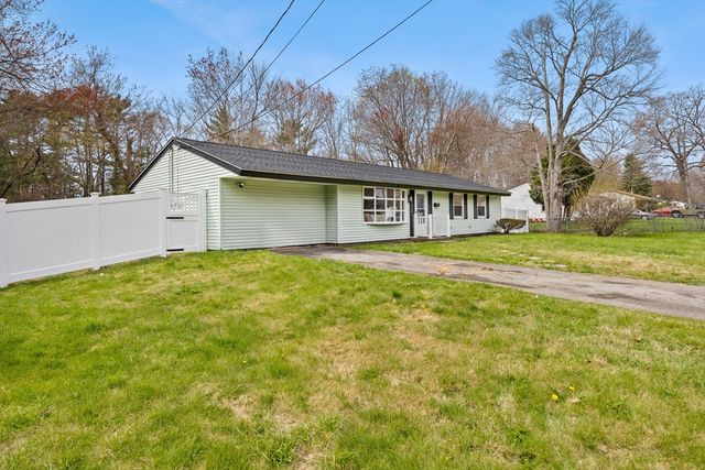 122 Sinclair Rd, Brockton, MA 02302