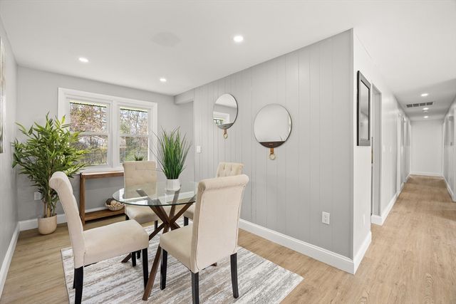 122 Sinclair Rd, Brockton, MA 02302