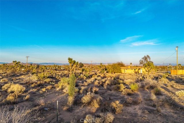 57575 Campanula Street, Yucca Valley, CA 92284