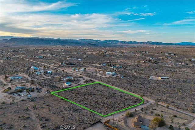 57575 Campanula Street, Yucca Valley, CA 92284