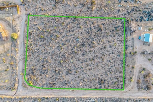 57575 Campanula Street, Yucca Valley, CA 92284